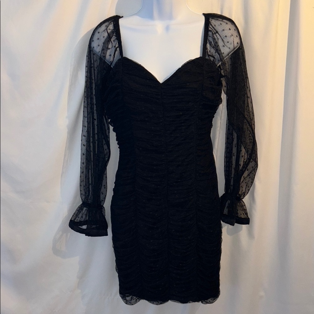 Haute Monde Size M - Elegant Black Lace Dress - Picture 2 of 6